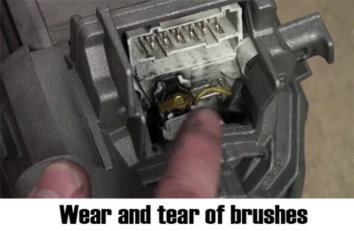 Wear and tear of brushes