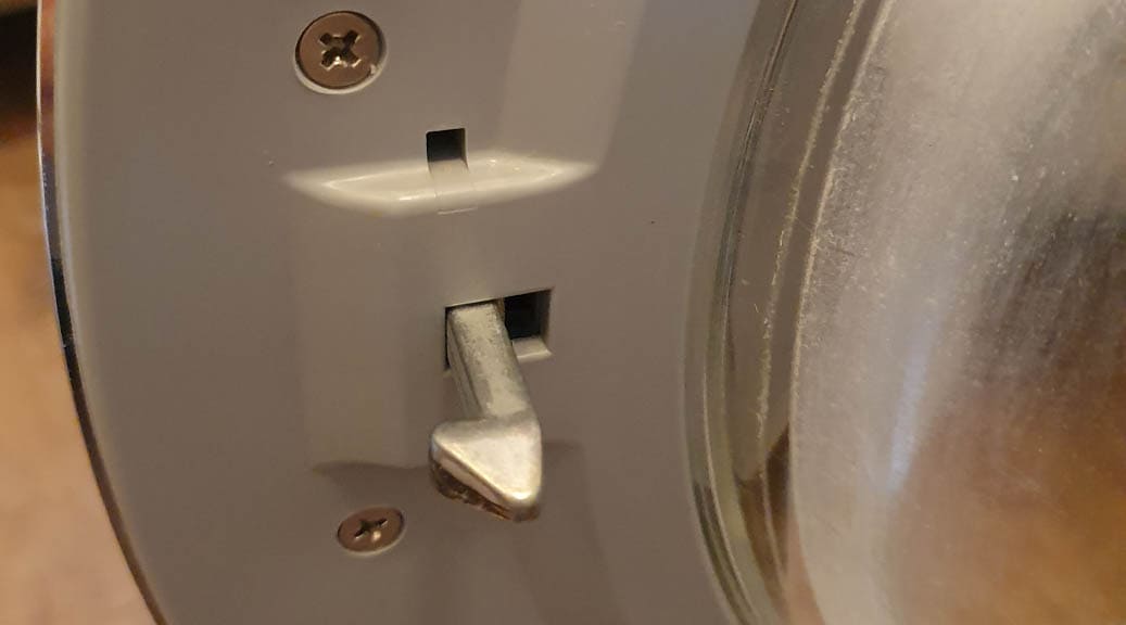 lg washer latch to the lock
