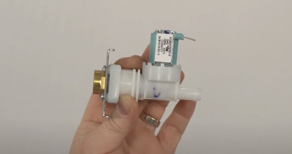 6 Reasons SAMSUNG Dishwasher Won't Empty Water Water inlet assembly