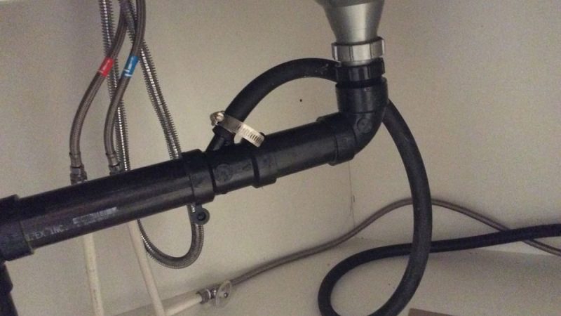 Incorrect position of the drain hose